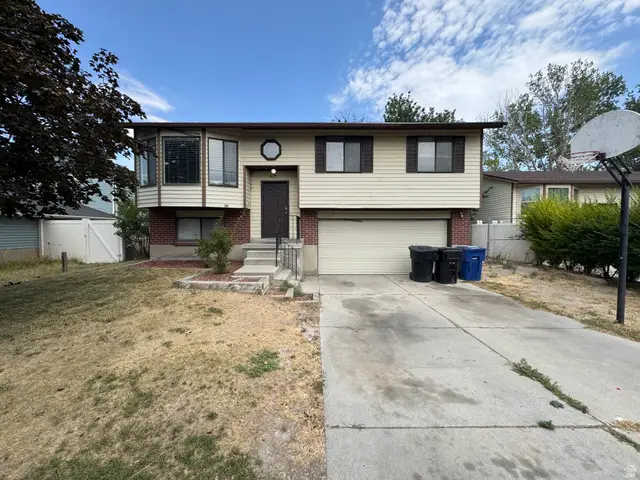 6119 Park Wood Dr, Salt Lake City, UT 84118 - #2