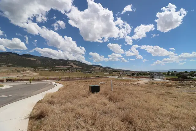 5271 N Pinnacle Dr #9, Enoch, UT 84721 - #1