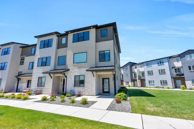 526 S 900 W, American Fork, UT 84003 - #1
