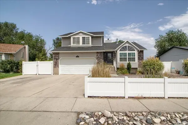 4821 S Bitter Root Dr, Taylorsville, UT 84129
