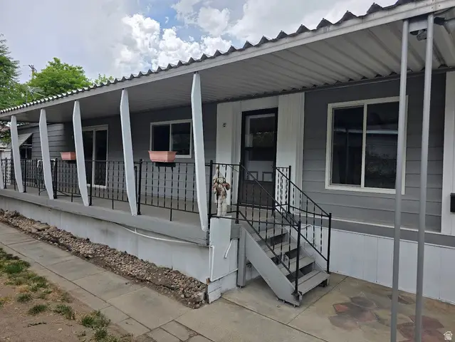 188 E Detroiter Ave, Murray, UT 84107 - #3