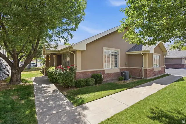 6276 S Laura Jo Ln, Taylorsville, UT 84129 - #3