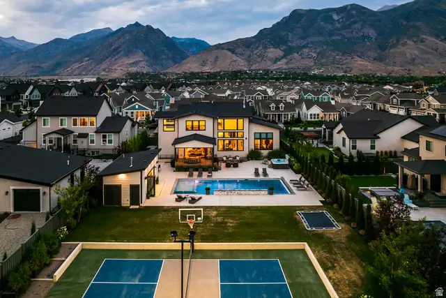 9825 N Willowbank Dr, Highland, UT 84003 - #2
