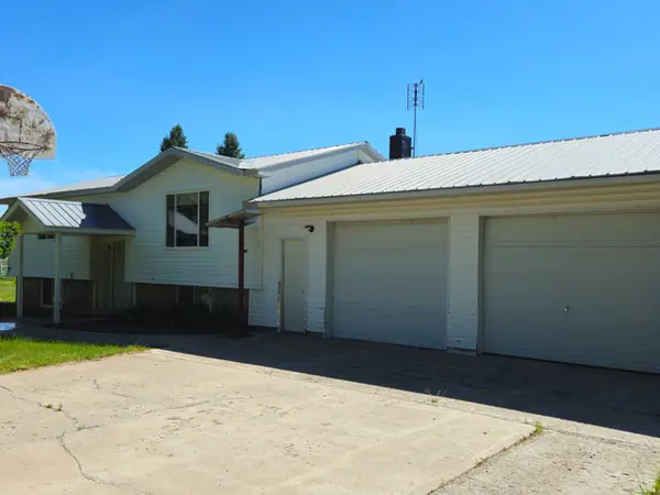883 Stump Rd, Auburn, WY 83111