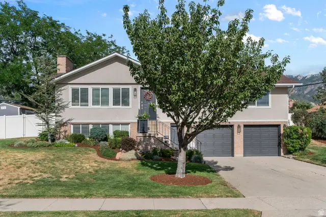 7825 S Dolphin Cir E, Cottonwood Heights, UT 84121 - #1