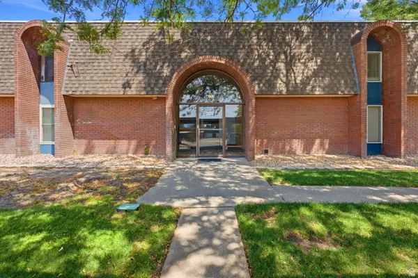 20 W Lester Ave #B26, Murray, UT 84107