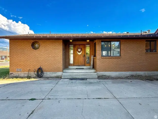 1360 S 1100 W, Woods Cross, UT 84087 - #2
