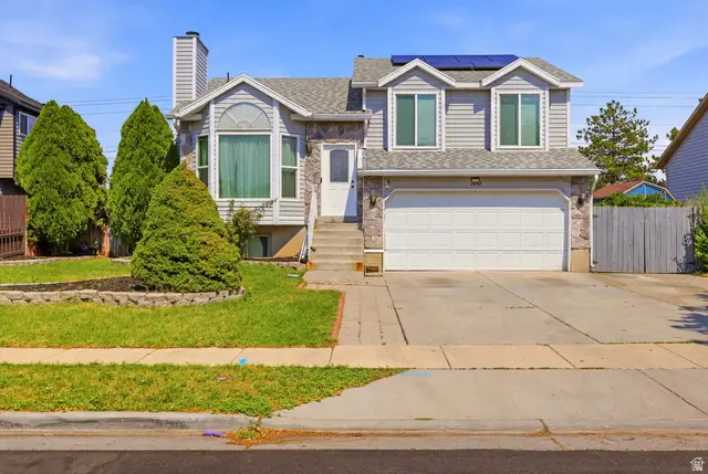 5697 S Esprit Dr, Kearns, UT 84118 - #1