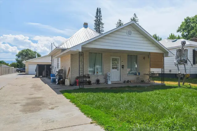 240 N State St, Preston, ID 83263 - #1