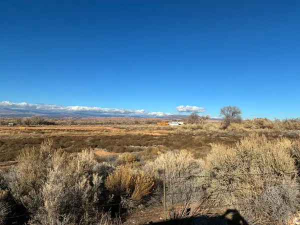 9813 E 4000 S, Lapoint, UT 84039