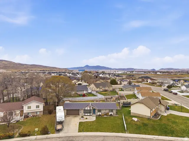 916 W 675 N, Tremonton, UT 84337 - #3