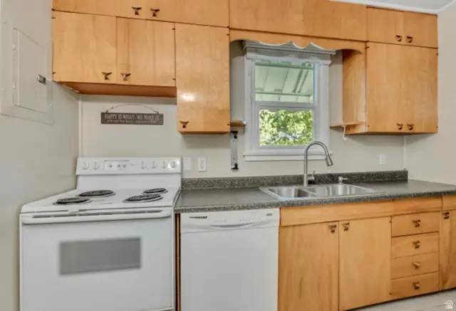 965 39th St, South Ogden, UT 84403 - #3