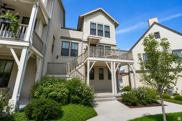 10561 S Boathouse Cir, South Jordan, UT 84095 - #2