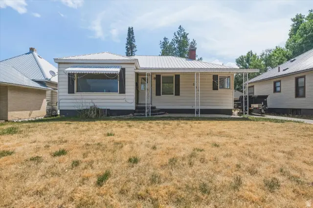 230 N State St, Preston, ID 83263 - #1
