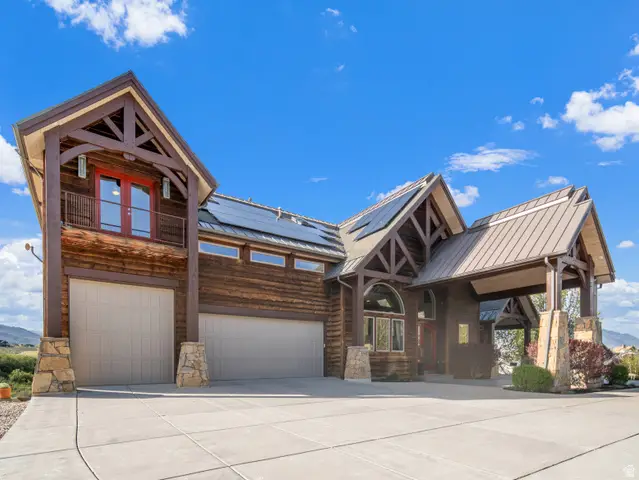 6438 E Summit Cv, Huntsville, UT 84317 - #2