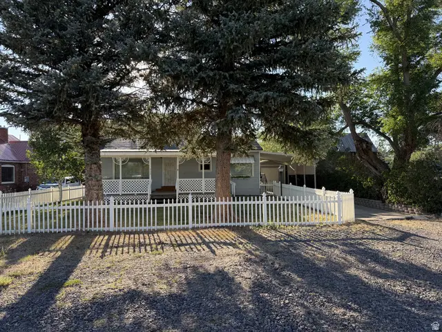 260 N 100 W, Panguitch, UT 84759 - #2