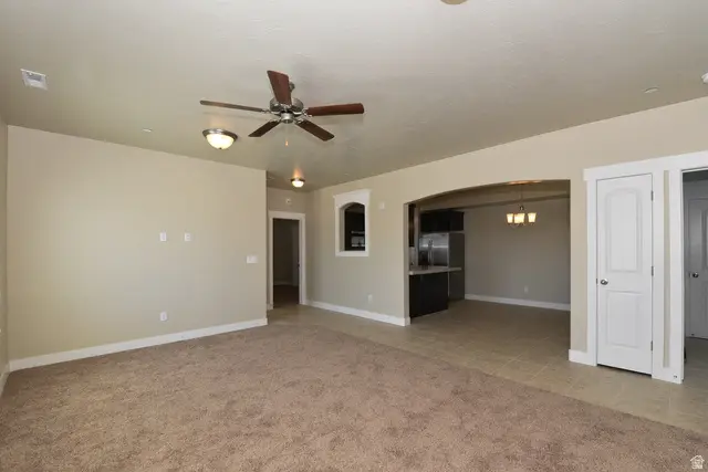 249 W Ridge Rd, Saratoga Springs, UT 84045 - #3