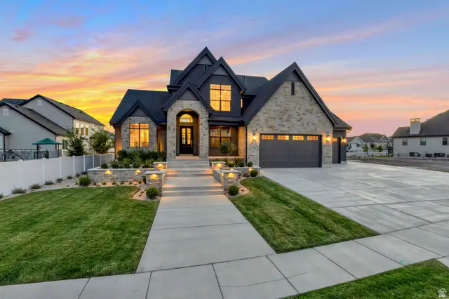 39 N Hayfield Cir, Kaysville, UT 84037 - #1