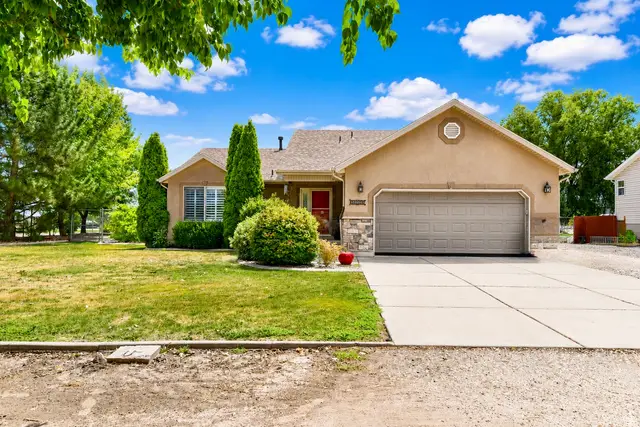 6111 W 5900 S, Hooper, UT 84315 - #1