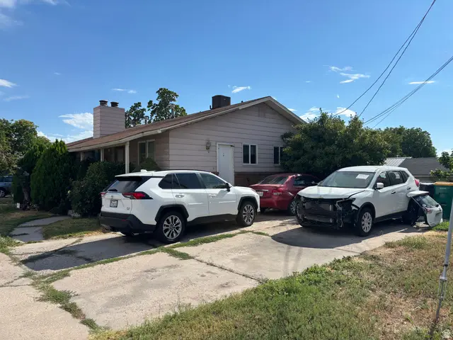 1146 S 1000 E, Clearfield, UT 84015 - #3