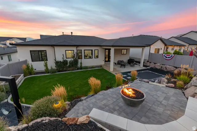 5428 N Meadow Lark Ln, Lehi, UT 84048 - #3