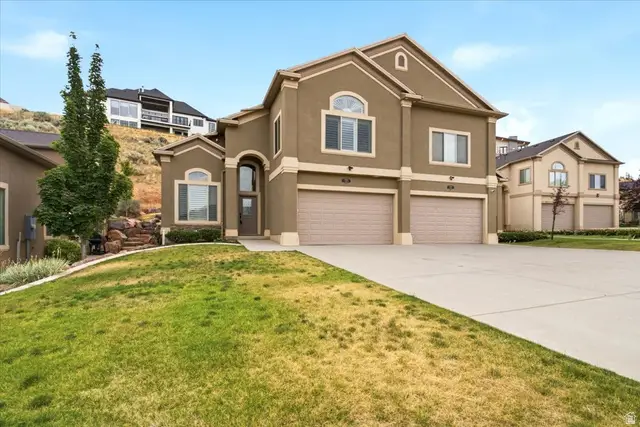 725 Eagle Pass, North Salt Lake, UT 84054 - #1