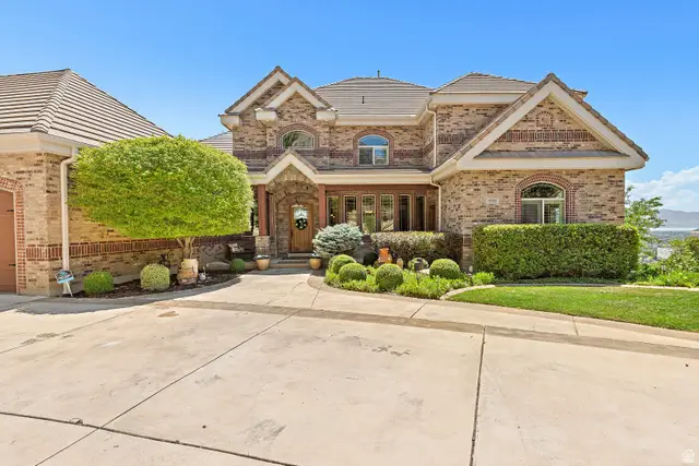 3331 W Bear Canyon Ln N, Cedar Hills, UT 84062 - #1