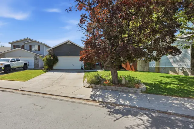7930 S Palladium Dr, West Jordan, UT 84088 - #2