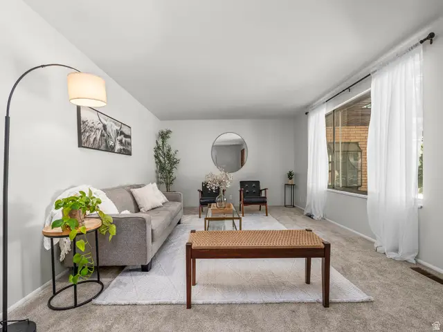 4155 N Crestview Ave, Provo, UT 84604 - #2
