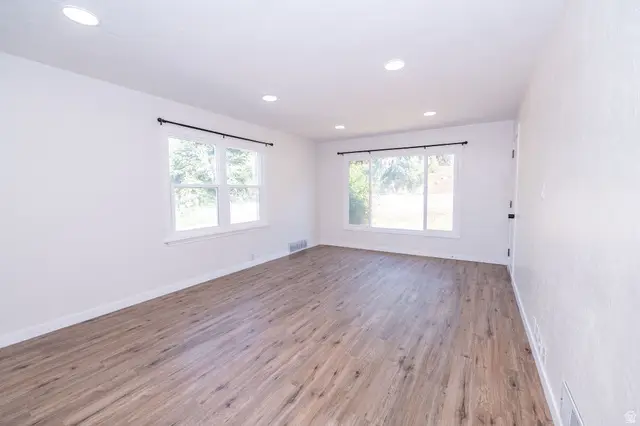 730 E Oak Dr, South Ogden, UT 84403 - #2