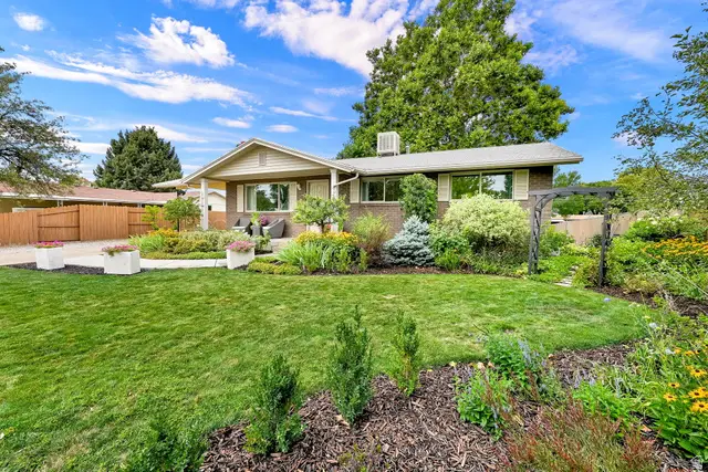 2433 N 770 W, Clinton, UT 84015 - #1