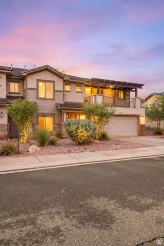 2064 W 440 N, Hurricane, UT 84737 - #2