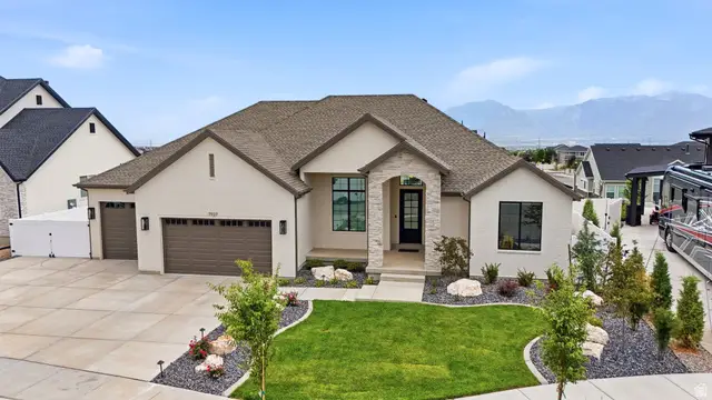 7927 S High Plains Ct, West Jordan, UT 84081 - #3