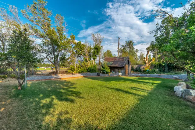 4883 S 3040 St W, Taylorsville, UT 84129 - #3