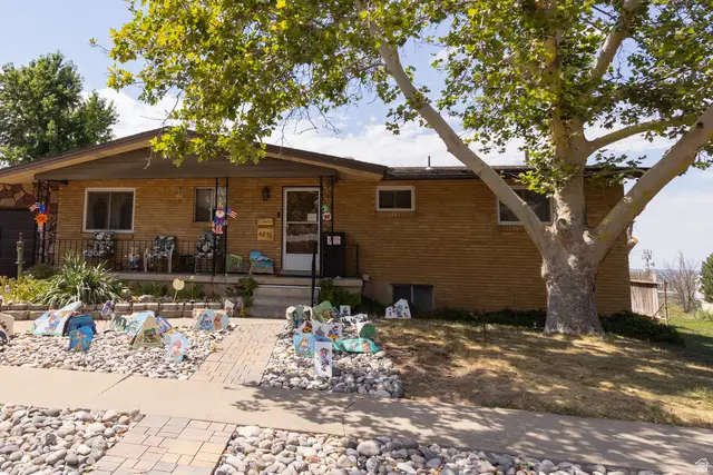 4251 S 2350 W, Roy, UT 84067 - #2
