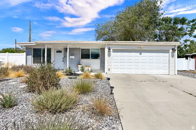 5940 S Starlite Dr, Murray, UT 84107 - #2