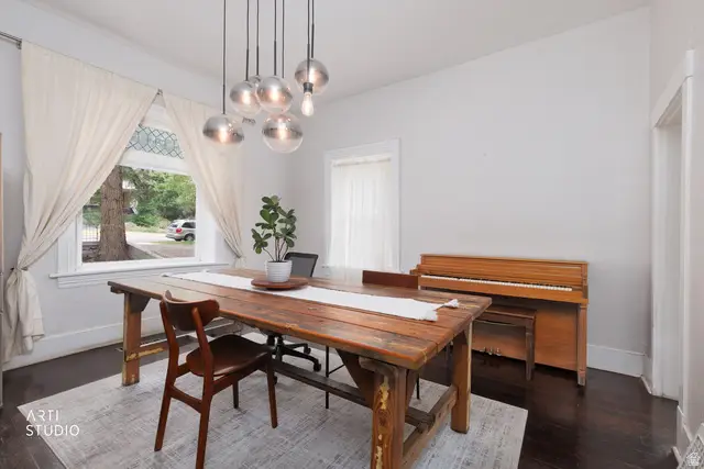 527 N 200 W, Salt Lake City, UT 84103 - #1