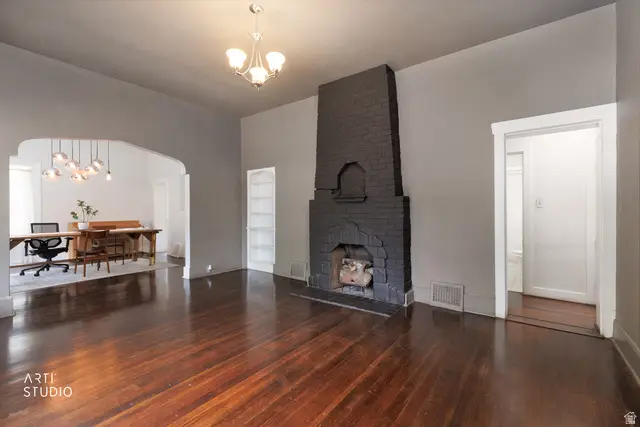 527 N 200 W, Salt Lake City, UT 84103 - #2