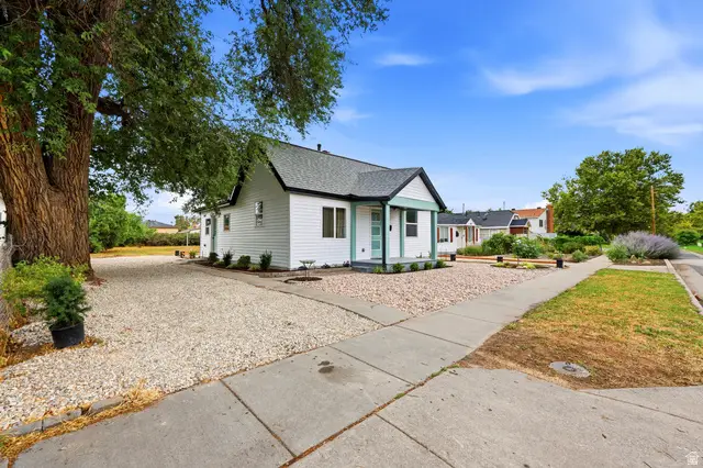 1385 W Pacific Ave, Salt Lake City, UT 84104 - #2