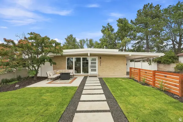 845 E Larkspur Dr, Sandy, UT 84094