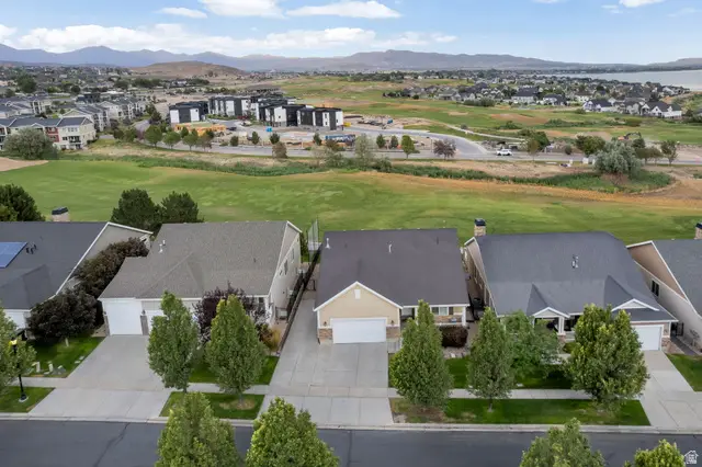 122 E Cottage Cv, Saratoga Springs, UT 84045 - #1