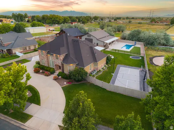 655 N Jessi's Meadow Dr, West Bountiful, UT 84087