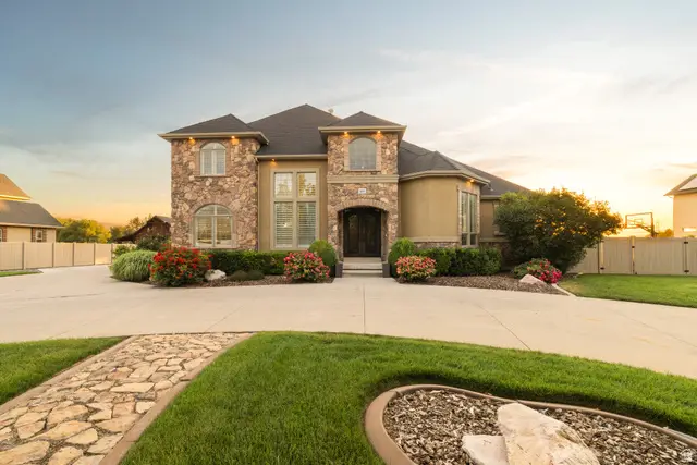 655 N Jessi's Meadow Dr, West Bountiful, UT 84087 - #3