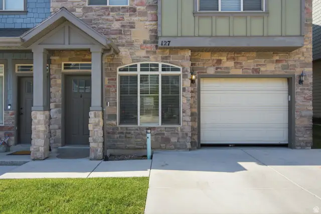 127 E River Bend Rd, Saratoga Springs, UT 84045 - #2