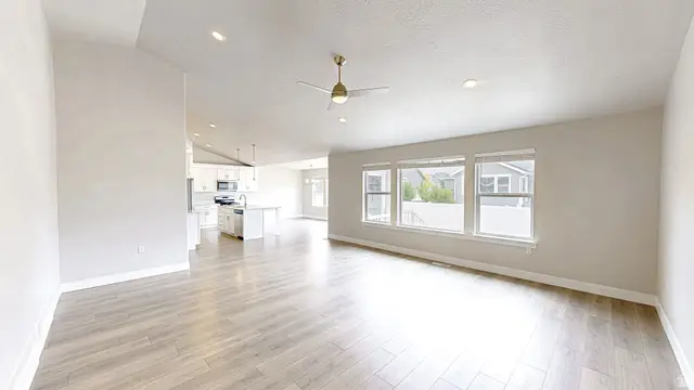 4602 N Kings Peak Way Way E, Eagle Mountain, UT 84005 - #3