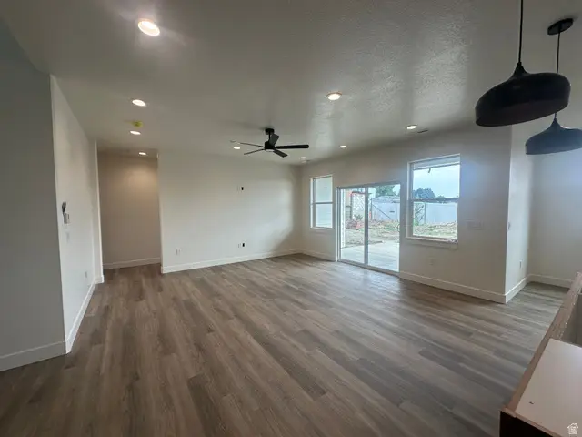 295 W Center St, Willard, UT 84340 - #3