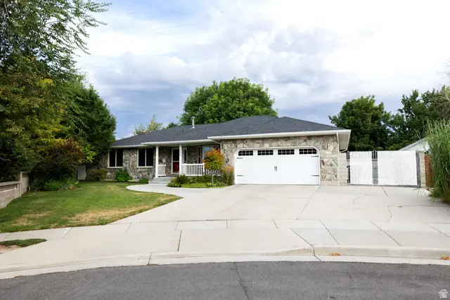 5939 S Noble Oaks Cir, Murray, UT 84123 - #2