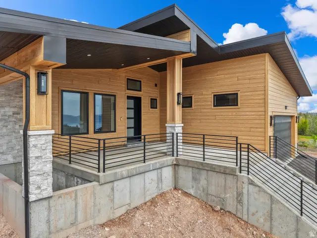 1073 S Mountain Meadow Dr, Garden City, UT 84028 - #3