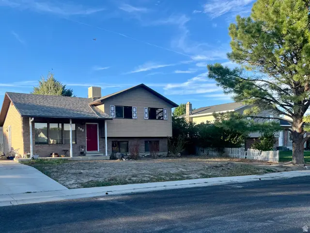 500 W Ferron Creek Dr, Ferron, UT 84523 - #1