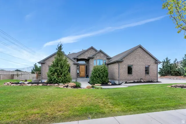 13807 S Asherwoods Cv, Bluffdale, UT 84065 - #2